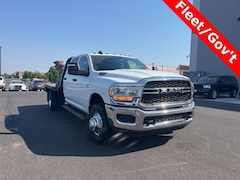 2024 Ram 3500 Chassis Cab 3500 TRADESMAN CREW CAB CHASSIS 4X4 60' CA Pickup