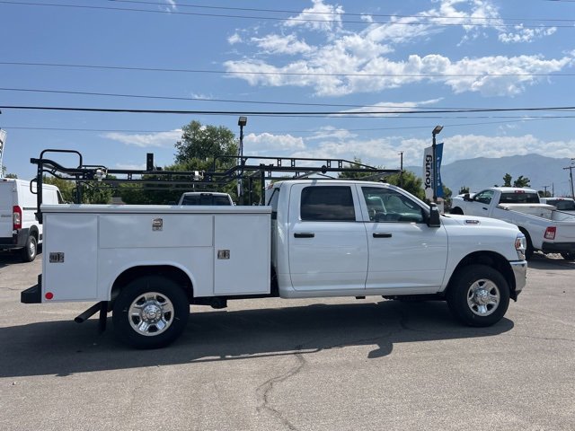 2024 Ram 2500 Tradesman photo 4