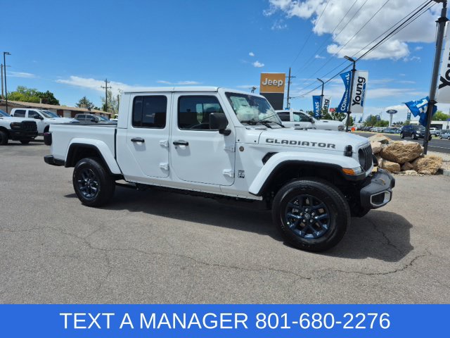 New 2026 Jeep Gladiator Sport Pickup