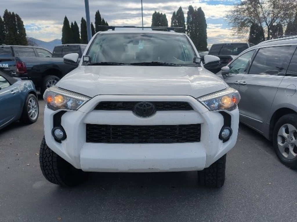 Used 2017 Toyota 4Runner SR5 SUV