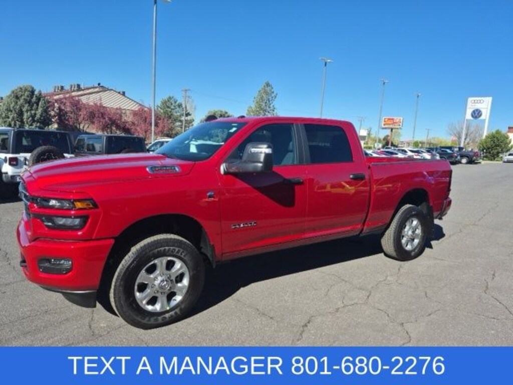 New 2026 Ram 3500 BIG HORN CREW CAB 4X4 6'4 BOX Pickup