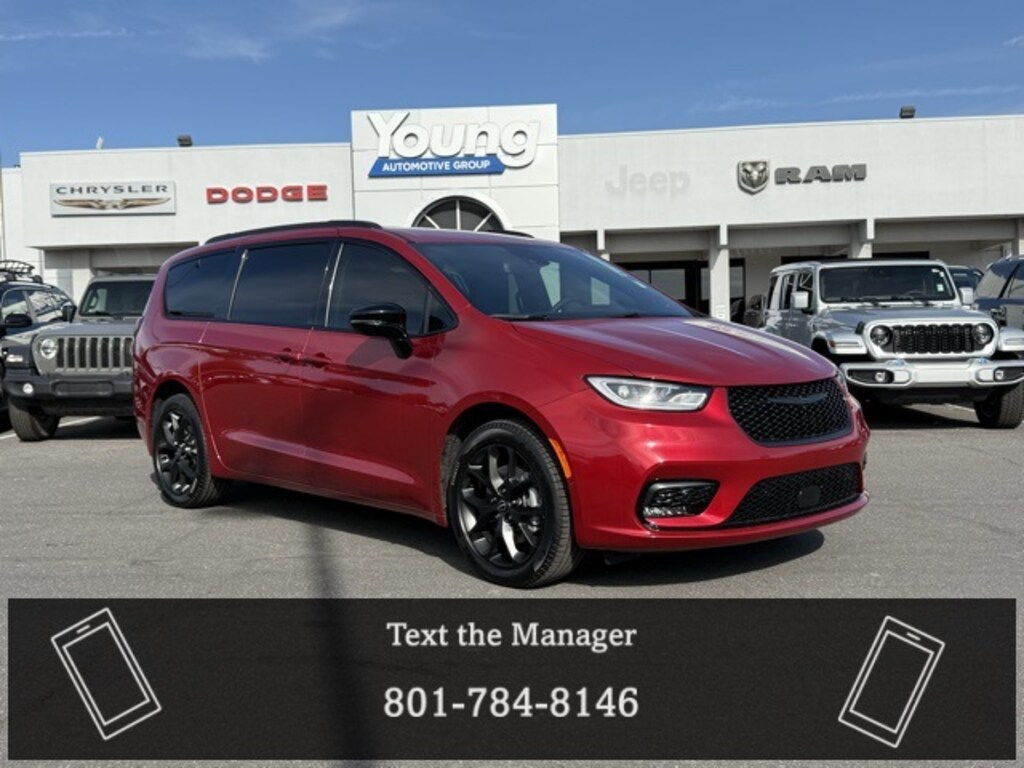 New 2026 Chrysler Pacifica Select Passenger Van