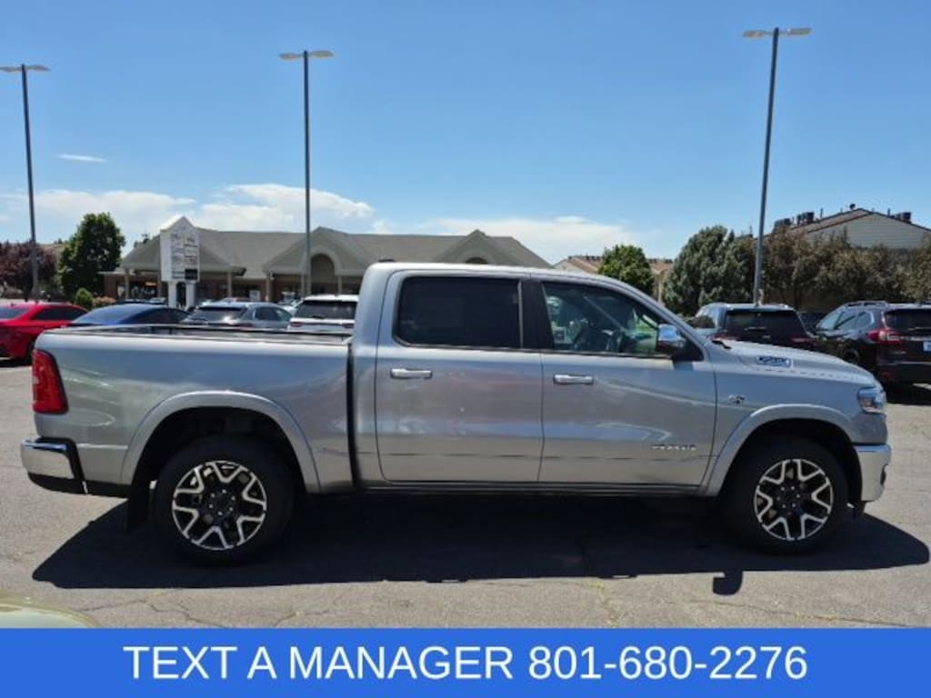 New 2026 Ram 1500 LARAMIE CREW CAB 4X4 5'7 BOX Pickup