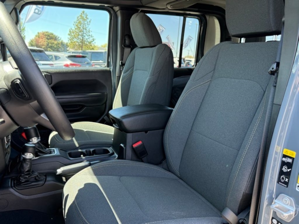 New 2025 Jeep Gladiator NIGHTHAWK 4X4 Pickup