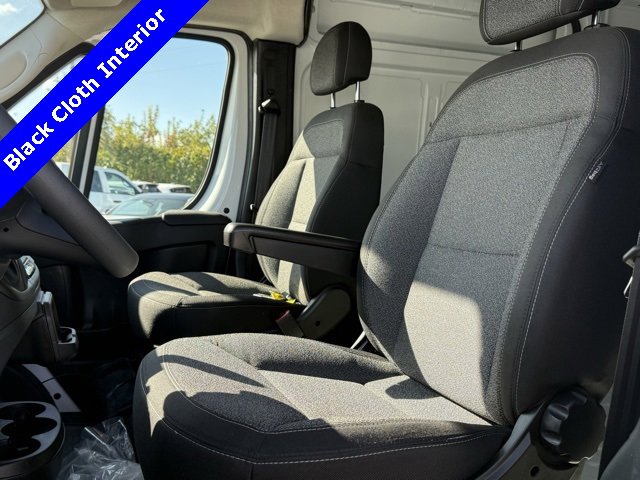 2025 Ram ProMaster 2500 Cargo Van photo 2