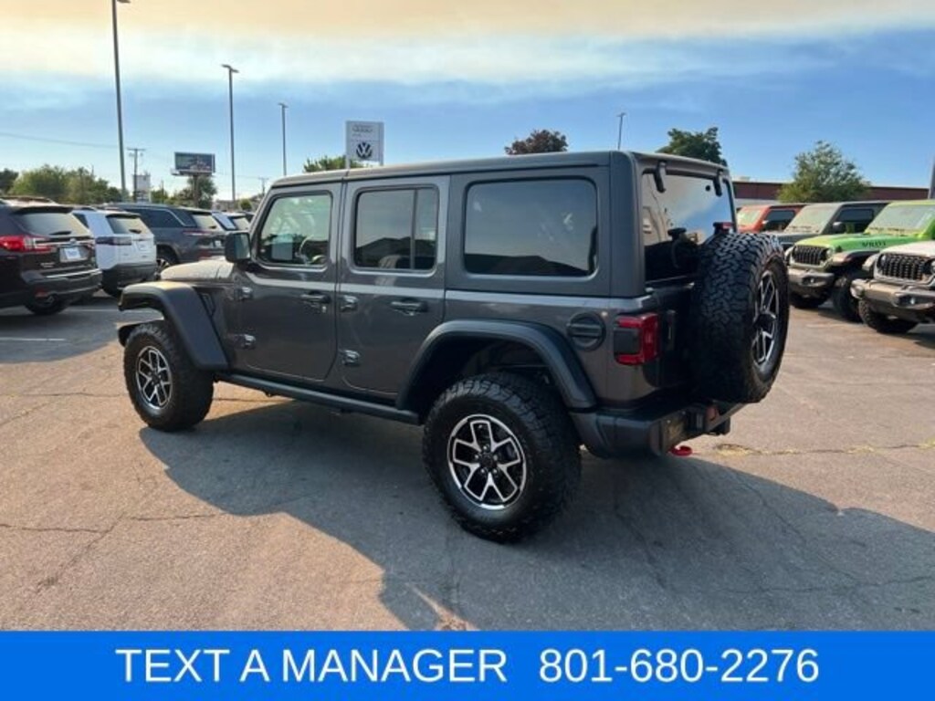 Used 2025 Jeep Wrangler Rubicon SUV
