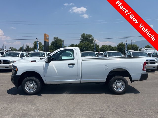 2024 Ram 2500 Tradesman photo 2