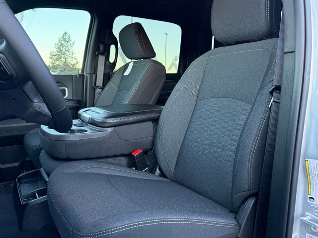 2026 Ram 3500 Big Horn photo 2