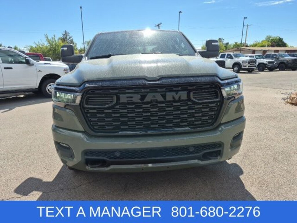 New 2026 Ram 1500 BIG HORN CREW CAB 4X4 5'7 BOX Pickup
