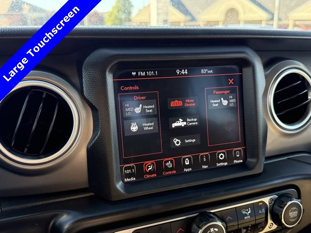 2020 Jeep Gladiator Rubicon photo 3