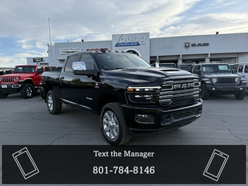 New 2025 Ram 3500 LARAMIE CREW CAB 4X4 6'4 BOX Pickup