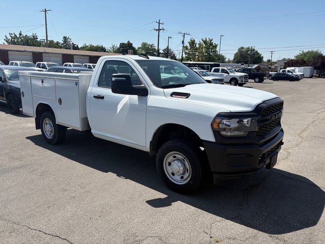 2023 Ram 2500 Tradesman photo 2