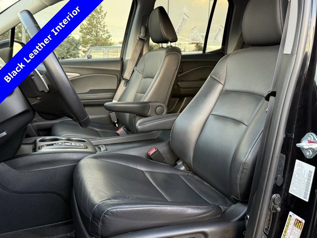2023 Honda Ridgeline RTL photo 2