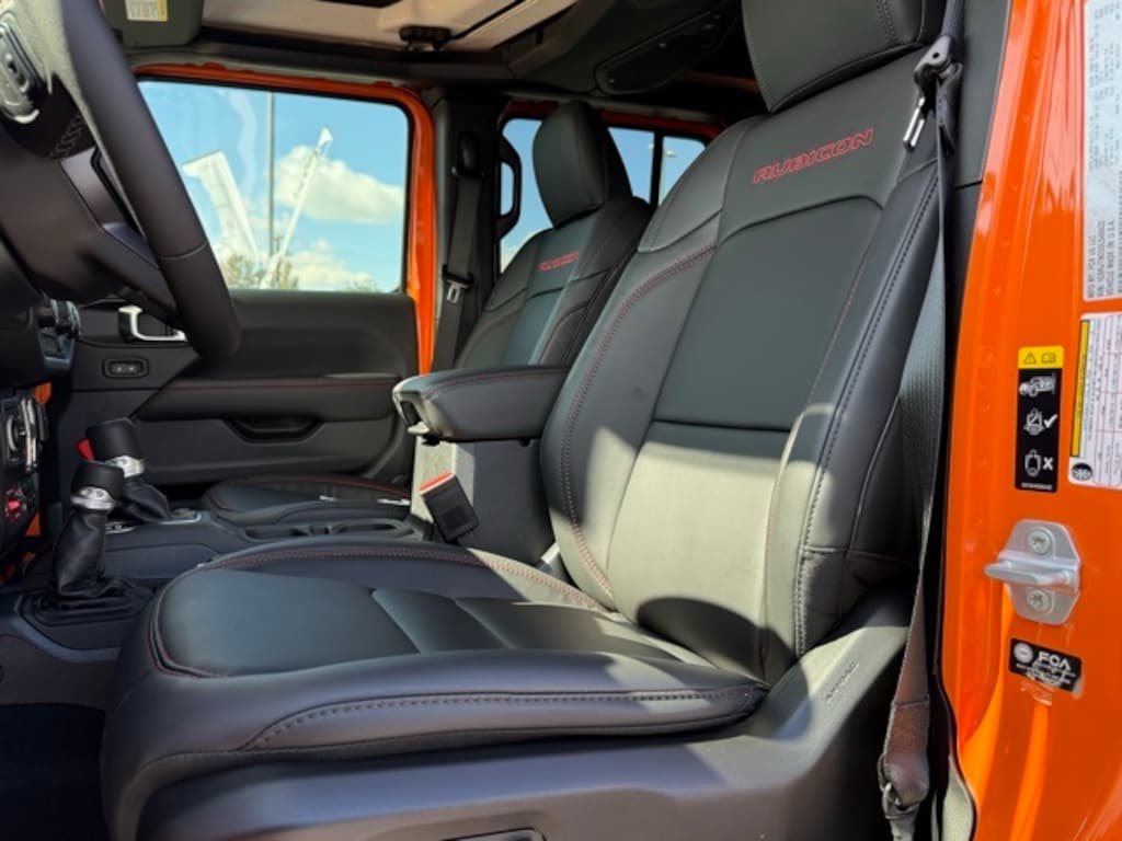 New 2025 Jeep Gladiator Rubicon Pickup