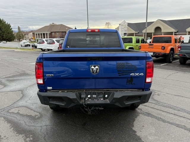 2019 Ram 1500 Classic SLT photo 3