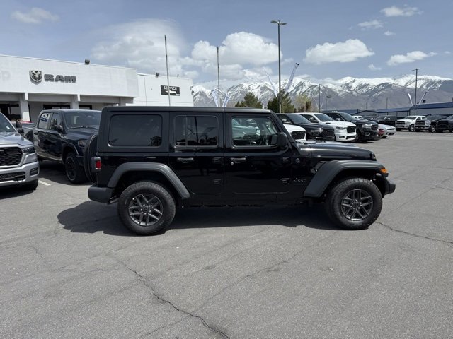 2025 Jeep Wrangler Sport RHD photo 4
