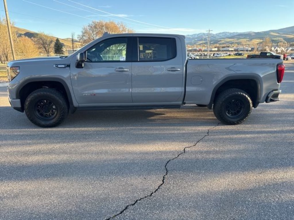 Used 2025 GMC Sierra 1500 AT4 Truck Crew Cab
