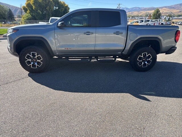 2023 Gmc Canyon AT4X photo 2