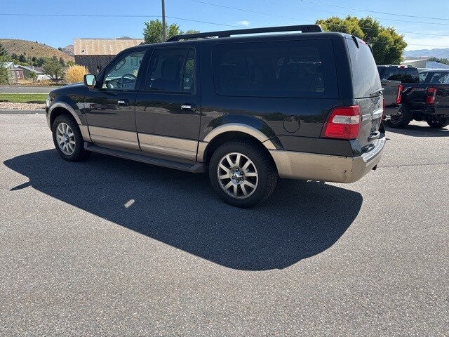 2011 Ford Expedition EL XLT photo 3