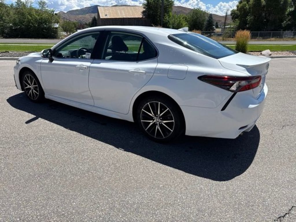 Used 2023 Toyota Camry Hybrid SE Sedan