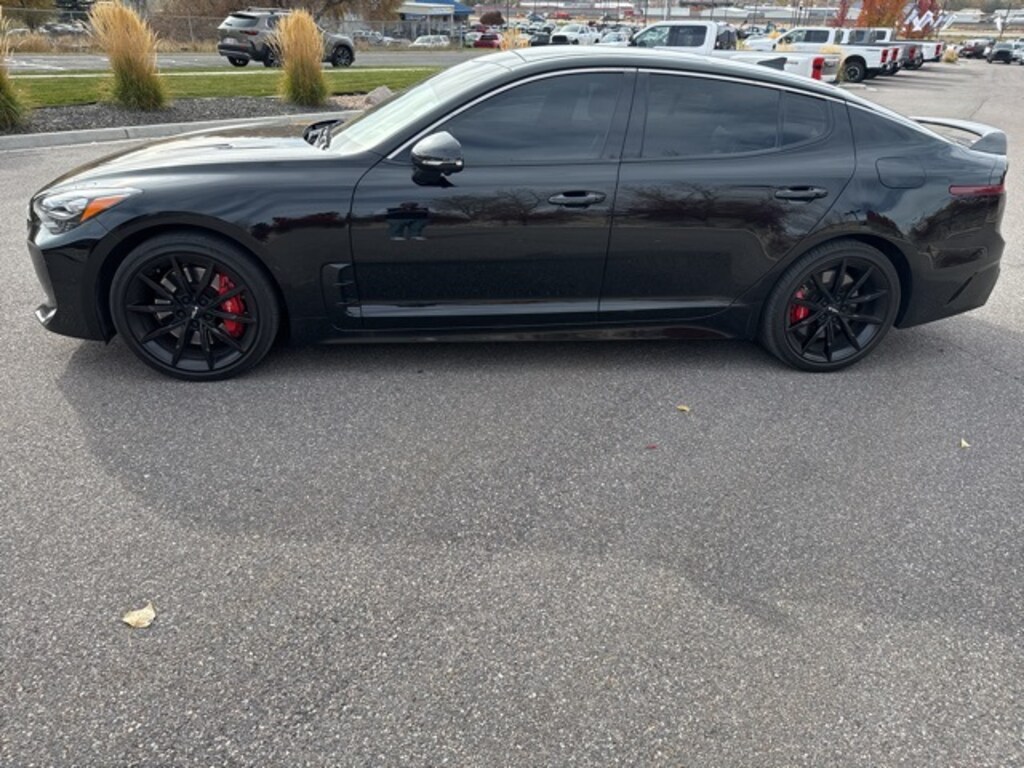 Used 2022 Kia Stinger GT2 Sedan