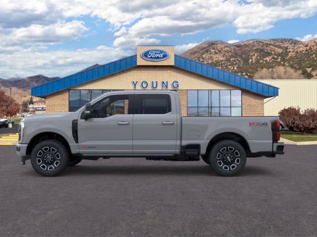 New 2026 Ford F-350 Platinum Truck Crew Cab