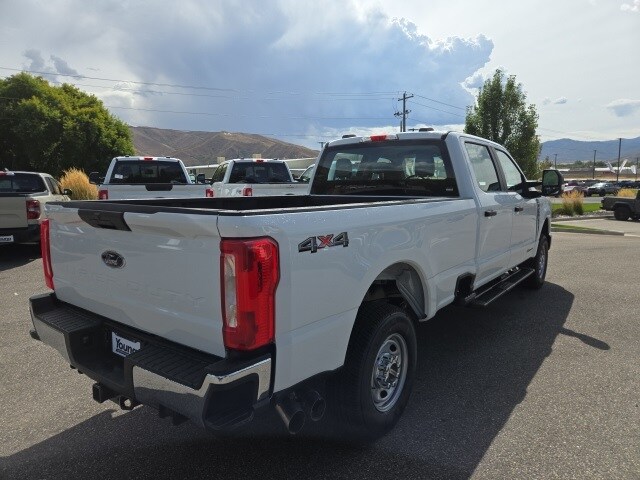 2026 Ford F-250 photo 3