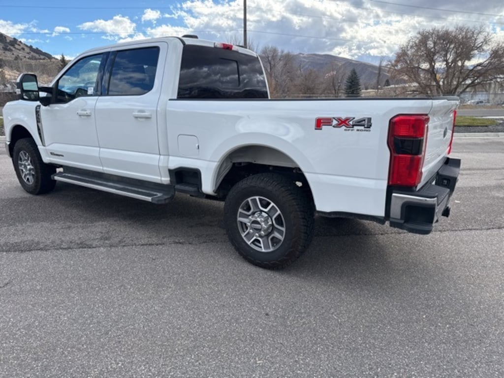 Used 2023 Ford F-350 Lariat Truck Crew Cab