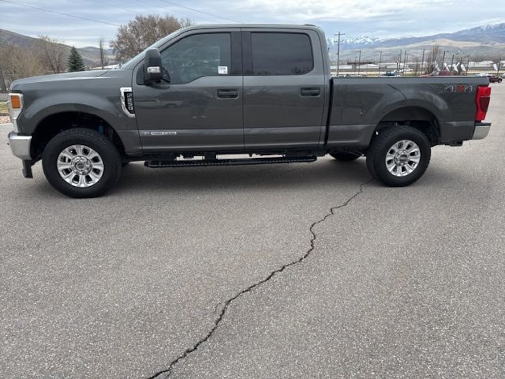 Used 2020 Ford F-250 XLT Truck Crew Cab