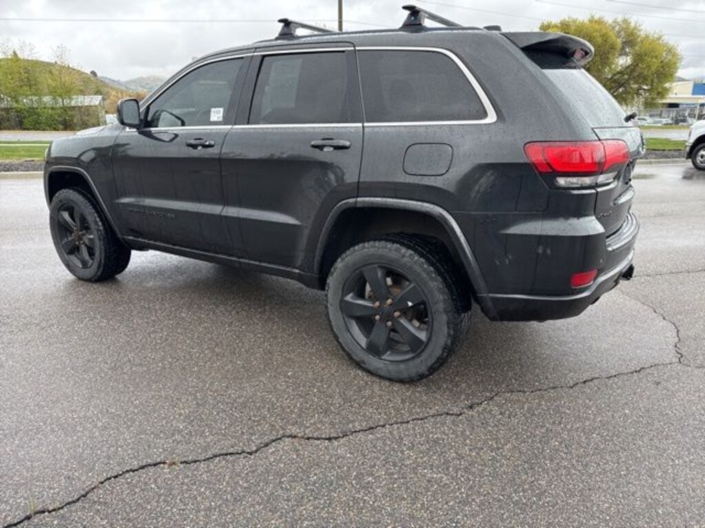 Used 2015 Jeep Grand Cherokee Altitude SUV