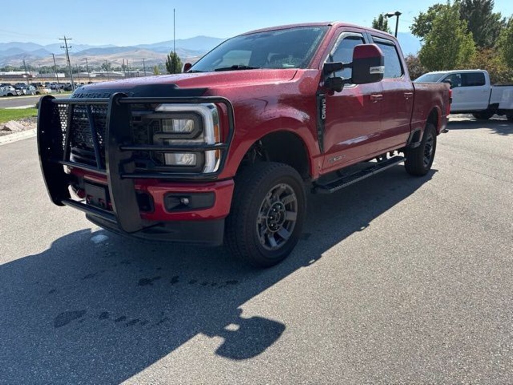 Used 2023 Ford F-350 Lariat Truck Crew Cab