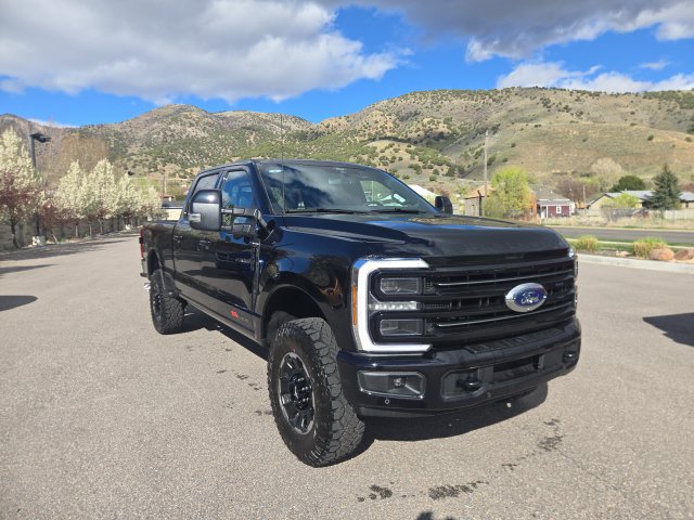 New 2026 Ford F-350 Platinum Truck Crew Cab