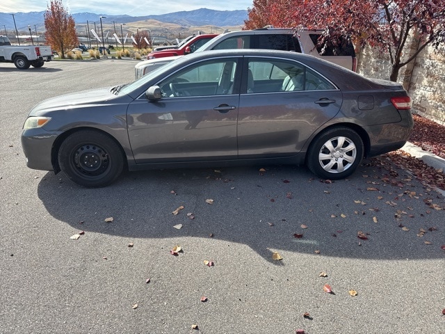 2010 Toyota Camry Base photo 2
