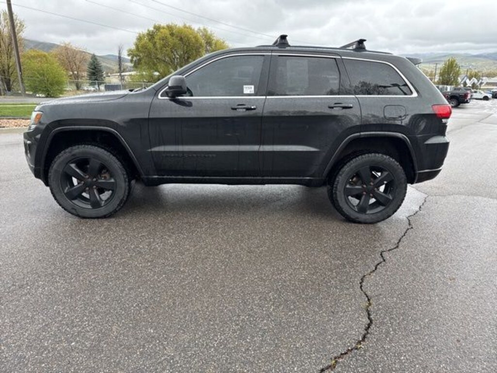 Used 2015 Jeep Grand Cherokee Altitude SUV