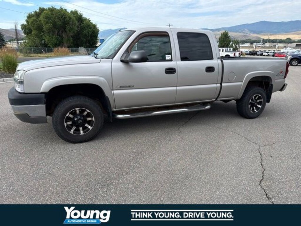 Used 2004 Chevrolet LS Truck Crew Cab