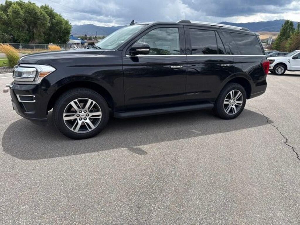 Used 2024 Ford Expedition Limited SUV