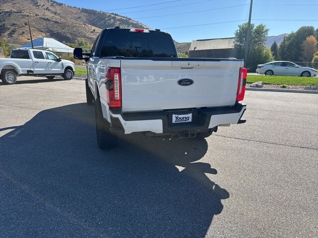 2024 Ford F-350 Lariat photo 4