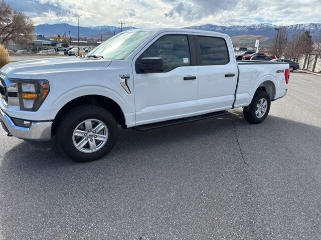 2023 Ford F-150 XLT photo 2