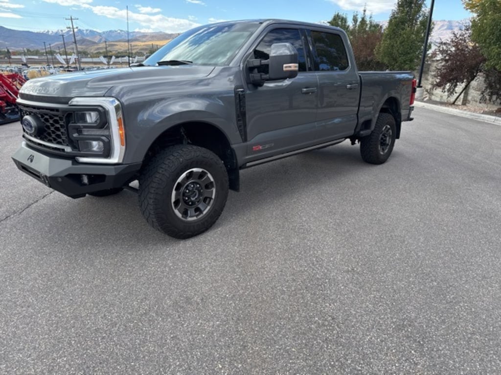 Used 2023 Ford F-350 Lariat Truck Crew Cab