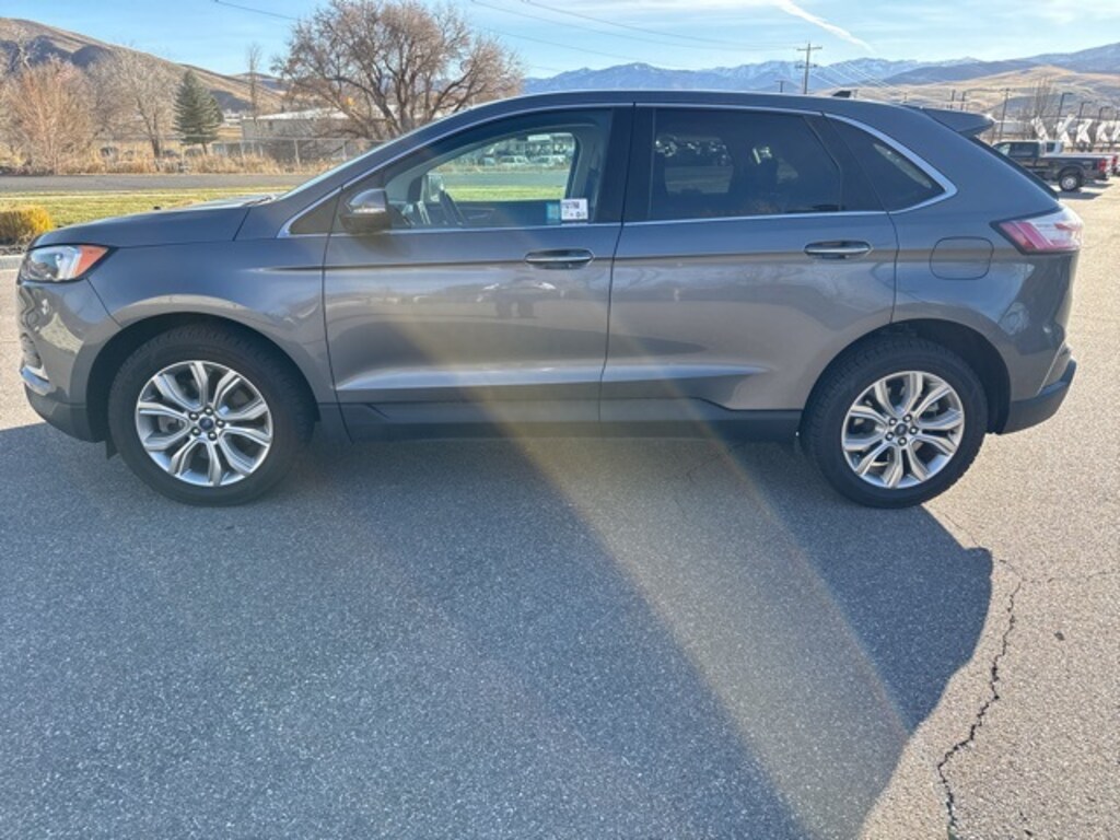 Used 2022 Ford Edge Titanium SUV