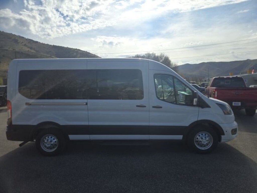 New 2026 Ford Transit-350 Passenger Transit-350 Wagon Medium Roof Van
