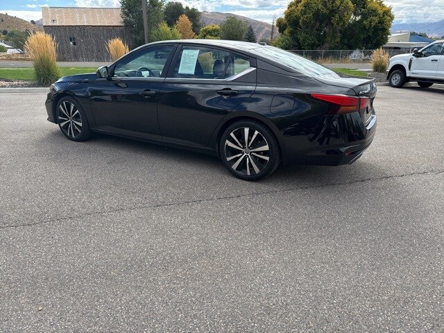 2019 Nissan Altima 2.5 SR photo 4