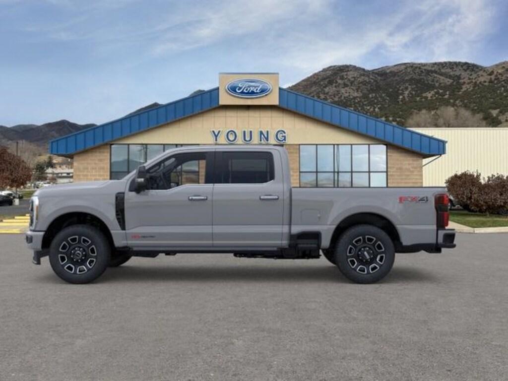 New 2026 Ford F-350 Platinum Truck Crew Cab