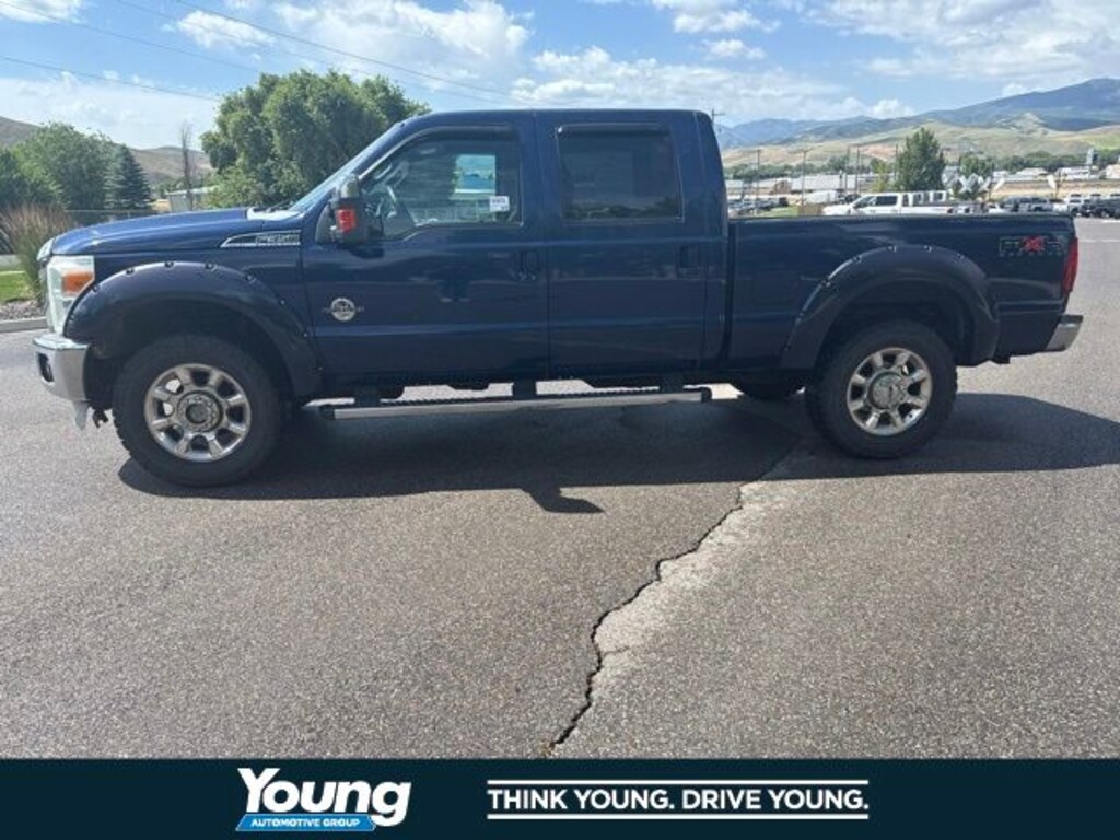 Used 2011 Ford F-350 Lariat Truck Crew Cab