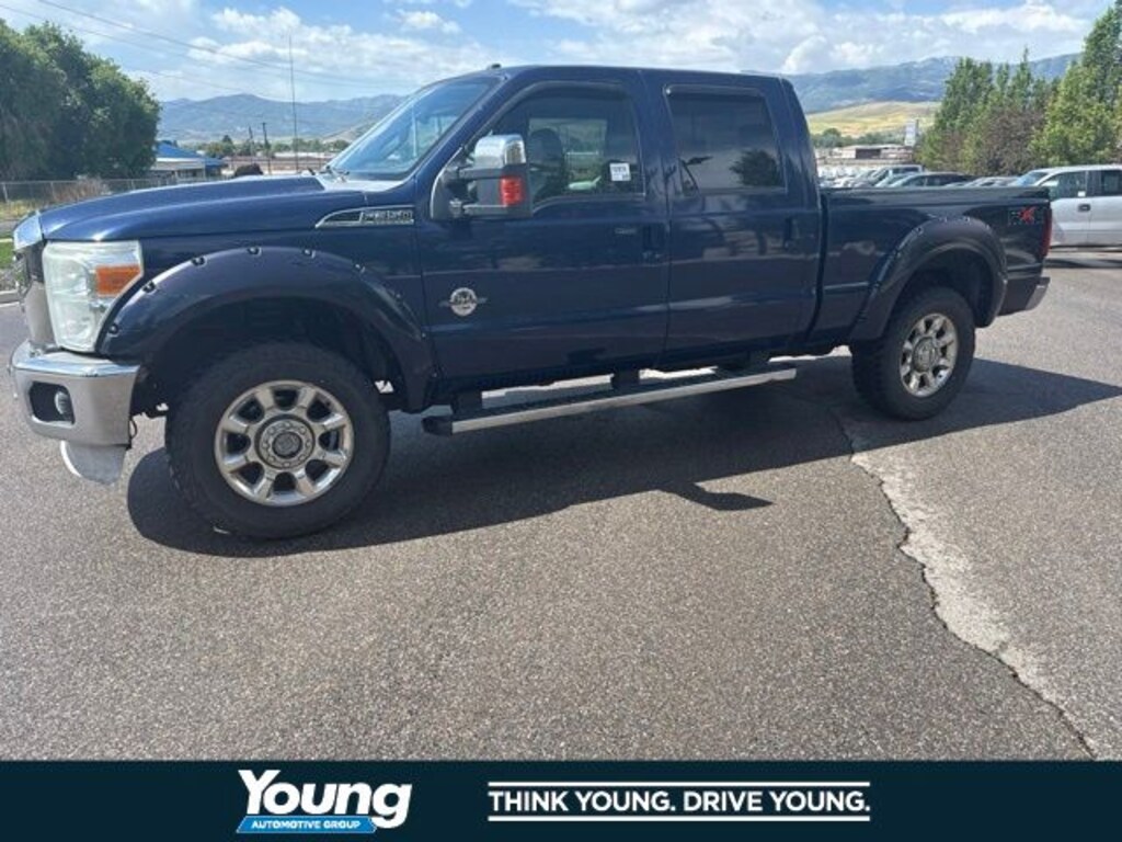 Used 2011 Ford F-350 Lariat Truck Crew Cab