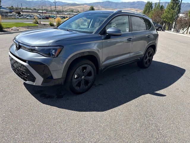 2025 Volkswagen Taos SEL