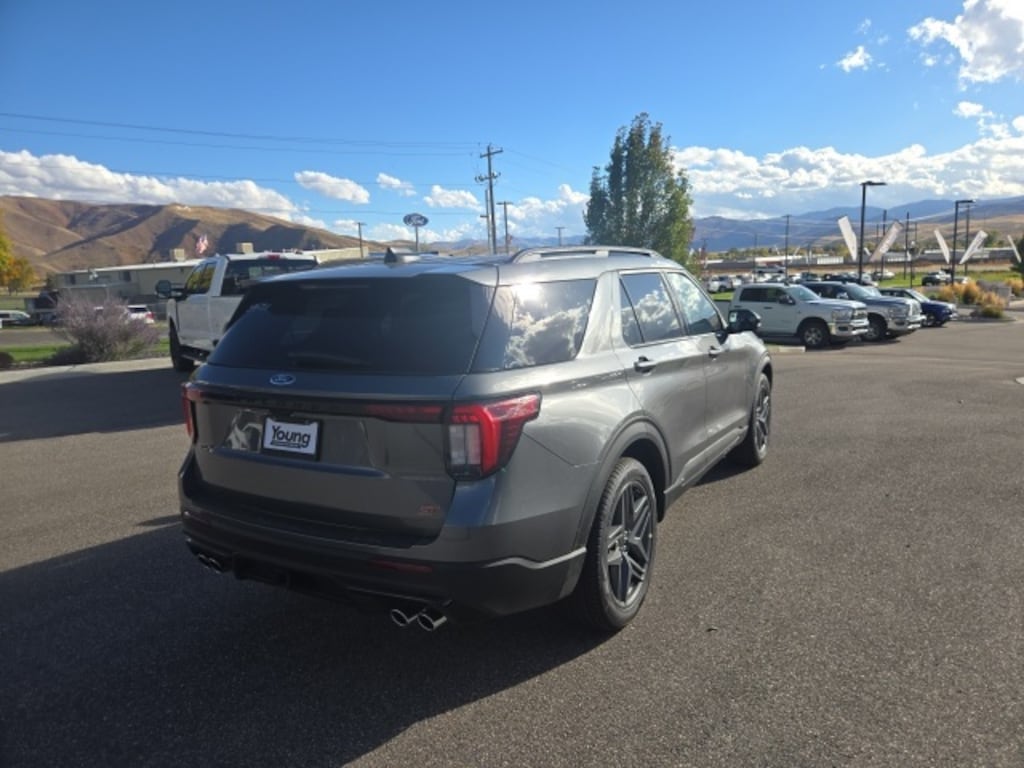New 2025 Ford Explorer ST SUV
