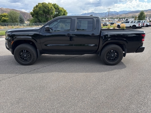 2022 Nissan Frontier S photo 3