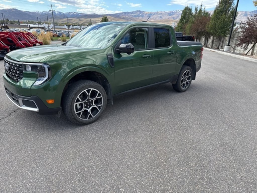 Used 2025 Ford Maverick Lariat Truck SuperCrew