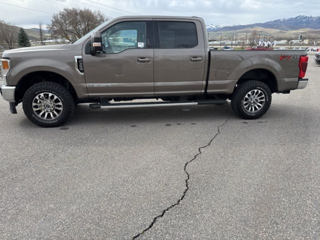 Used 2020 Ford F-350 Lariat Truck Crew Cab